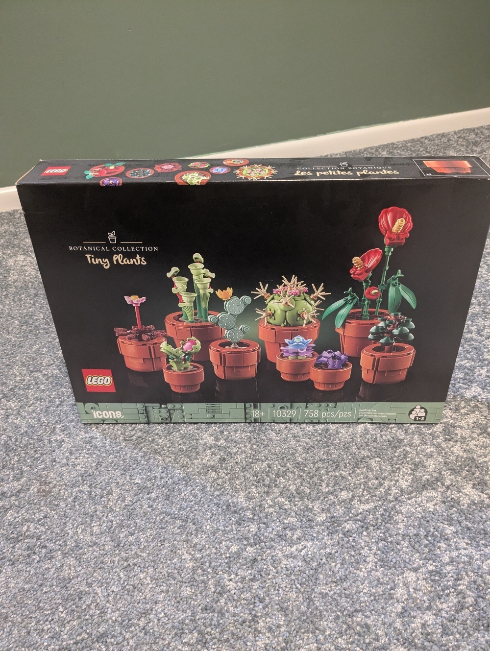 Lego Tiny Plants Botanical Collection – Red, Green, Purple, Pink Accents